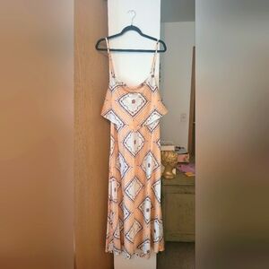 Size 3X Forever 21+ satin floral patchwork overhang dress